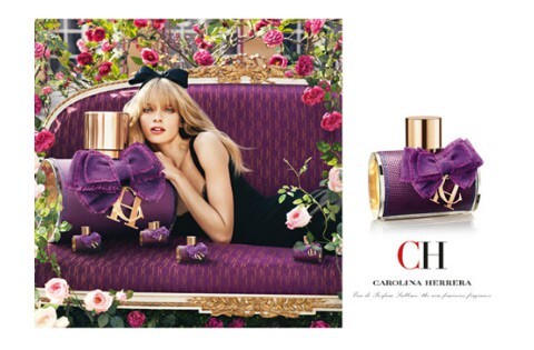 2_CH Eau De Parfum Sublime_with girl.jpg 2_CH Eau De Parfum Sublime_with girl.jpg
