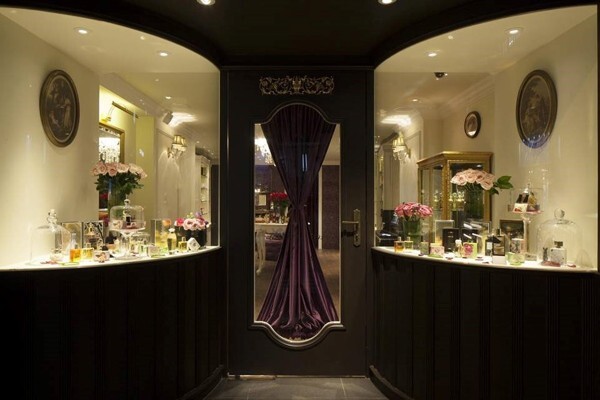 3_1_Fragrance Du Bois_store in Hong Kong.jpg 3_1_Fragrance Du Bois_store in Hong Kong.jpg