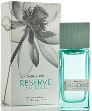 2_Danny Seo_Reserve America_with pack.jpg 2_Danny Seo_Reserve America_with pack.jpg