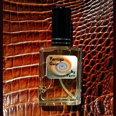 Vertigo Cuir .jpg Vertigo Cuir .jpg