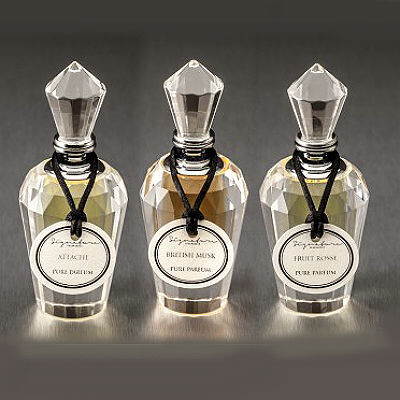 Attache British Musk Fruit Rosse.jpg Attache British Musk Fruit Rosse.jpg