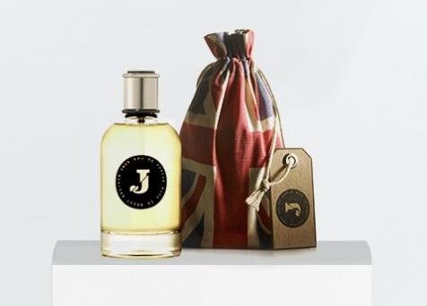 Richard E Grant_Jack Covent Garden_perfume with pack.jpg