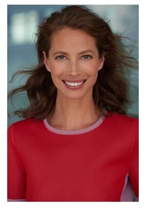 2_Christy Turlington.jpg