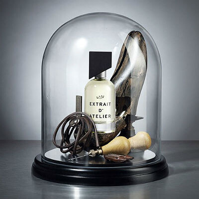 Maitre Chausseur in box.jpg