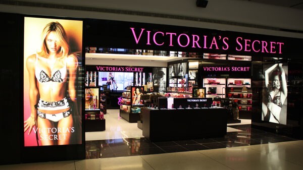 4_Victorias Secret_store.jpg