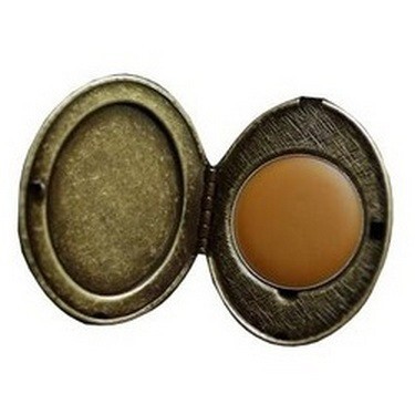 For Strange Women_Pine Pitch and Cedar Cones_solid perfume.jpg For Strange Women_Pine Pitch and Cedar Cones_solid perfume.jpg