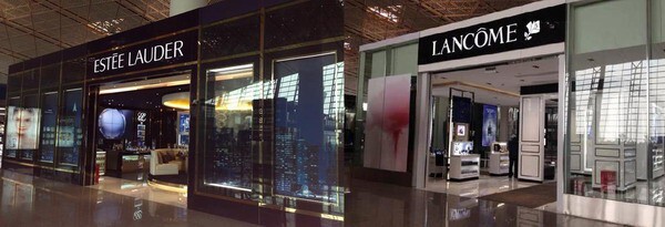 2_2_Estee Lauder_Lancome_store.jpg