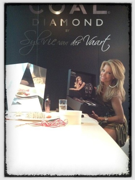 Sylvie van der Vaart Coal Diamond4.jpg