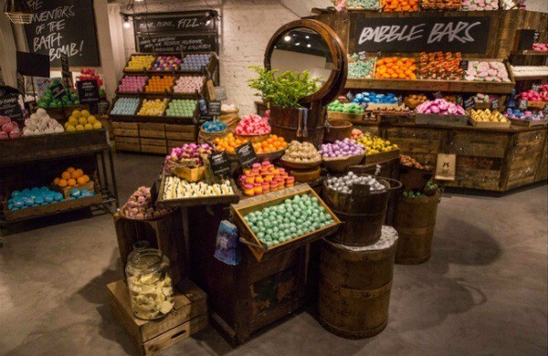 2_Lush in Russia.jpeg