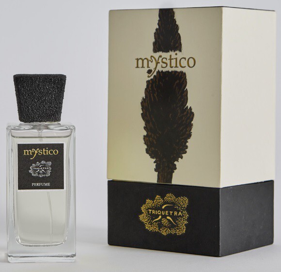2_Triquetra_Mystico_perfume with pack.jpg