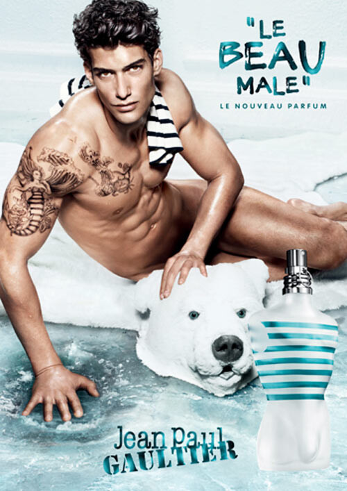 2_Le Beau Male_with_men.jpg