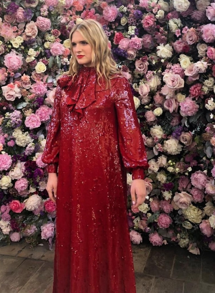 Модель Хари Неф — одна из участниц рекламной кампании Gucci Bloom Модель Хари Неф — одна из участниц рекламной кампании Gucci Bloom