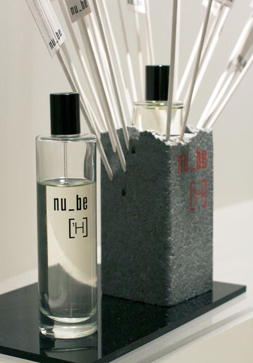 1HYDROGEN [1H].jpg