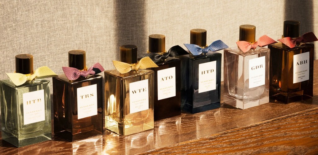 Burberry_Bespoke_line_end.jpg Burberry_Bespoke_line_end.jpg