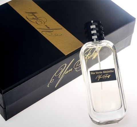 2_YanFroloff Perfumer_Fee Verte Absinthe_with pack.jpg