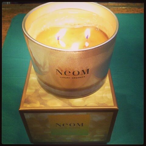 4_Neom.jpg