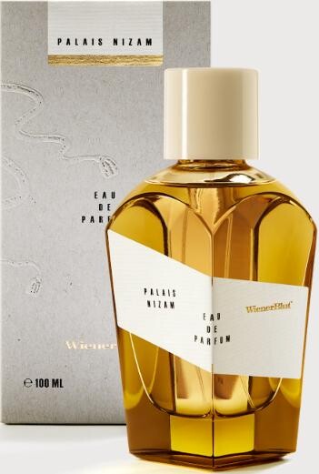 4_Wiener Blut_Palais Nizam_perfume with pack.jpg