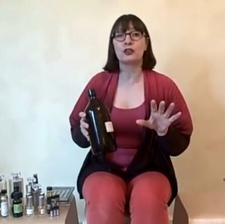 2_Sarah McCartney_with_perfumes.jpg