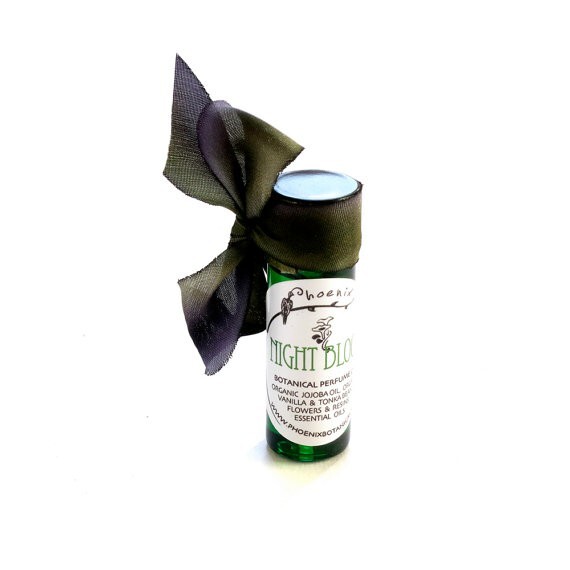 6_Night Bloom.jpg 6_Night Bloom.jpg