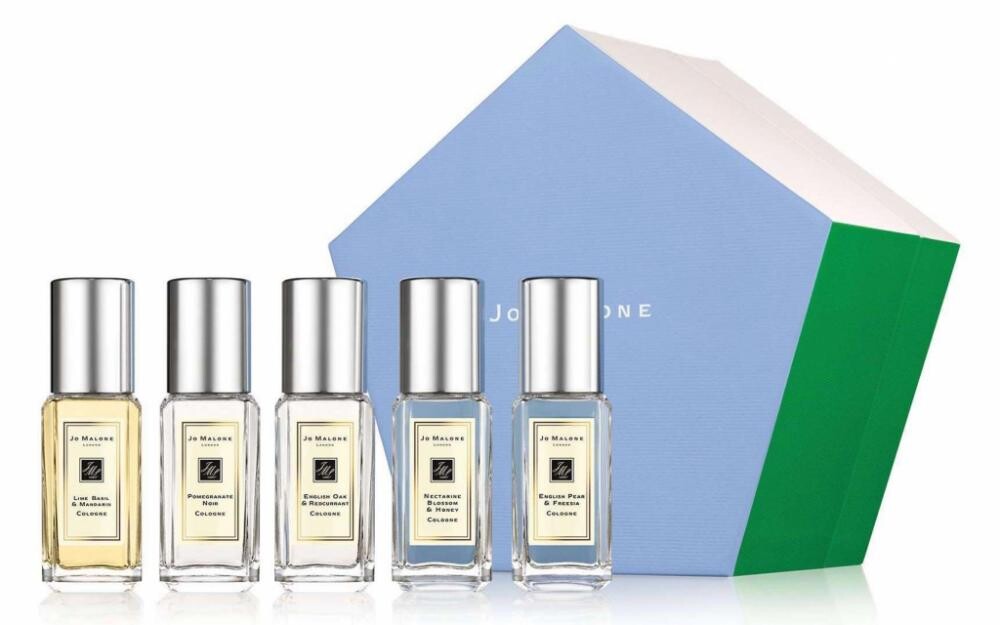 Коллекция одеколонов Cologne.jpg Коллекция одеколонов Cologne.jpg