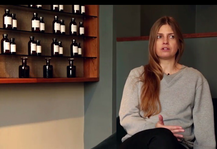 Perfumer H_Lyn Harris.jpg Perfumer H_Lyn Harris.jpg