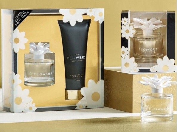 1_Next_Flowers_line.jpg 1_Next_Flowers_line.jpg