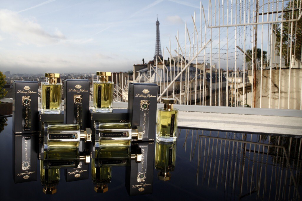 mon-numc3a9ro-collection-fond-paris-tour-eiffel.jpg