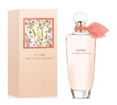 4_Victorio and Lucchino Viva_perfume with pack.jpg