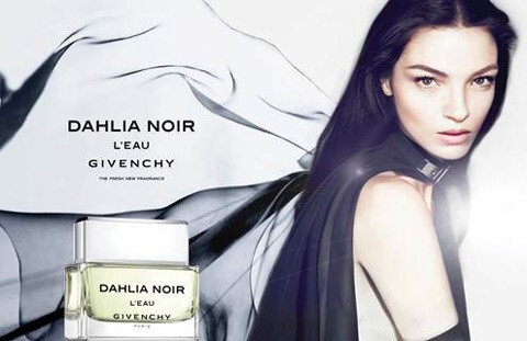 2_Givenchy Dahlia Noir L’Eau_with girl.jpg