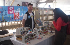 3_Smell Bent_perfumes.jpg 3_Smell Bent_perfumes.jpg