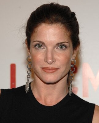 2_Stephanie Seymour.jpg