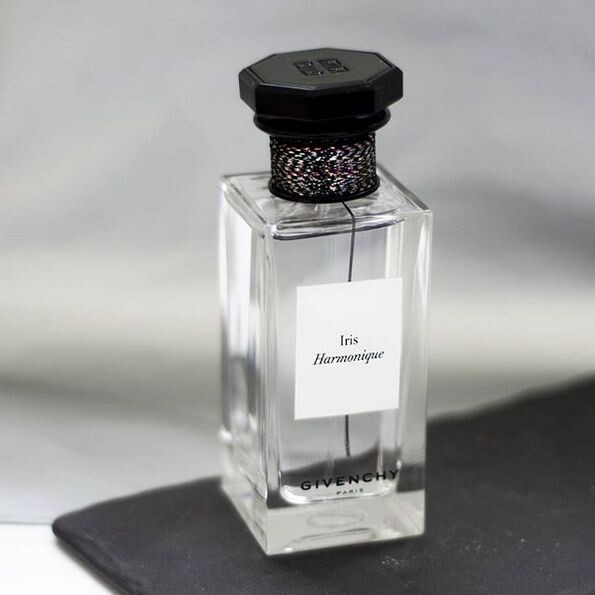 3_LAtelier de Givenchy_Iris Harmonique.jpg