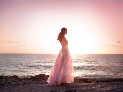 3_picture for_Comme une Evidence L`Eau de Parfum Intense.jpg 3_picture for_Comme une Evidence L`Eau de Parfum Intense.jpg