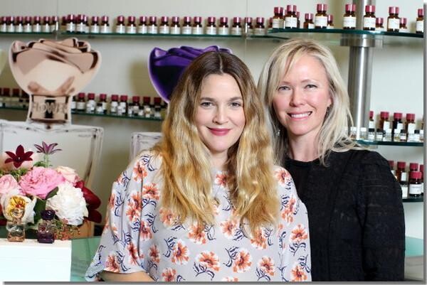 2_Drew Barrymore and Petra Tucker-Moss.jpg 2_Drew Barrymore and Petra Tucker-Moss.jpg