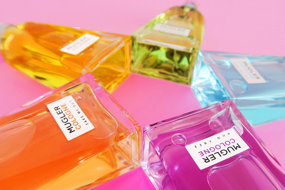 saraisinlovewith_alien_mugler_05.jpg