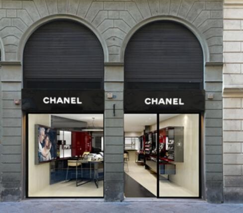 3_Chanel in Florence.jpg