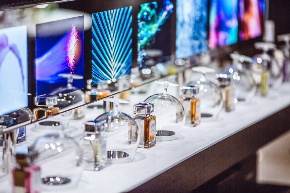 Mugler Temple_discovery bar.jpg