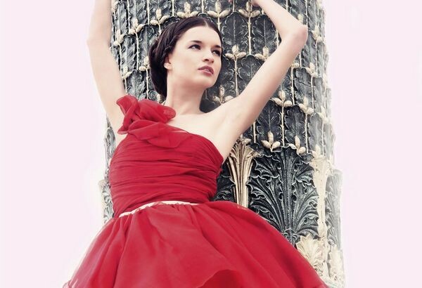 3_Visual concept for Gres Piece Unique.jpg