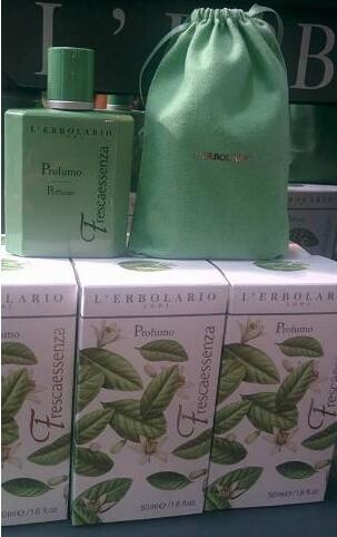 LErbolario_Frescaessenza_perfume with pack.jpg