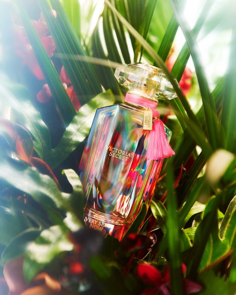 Victorias Secret_Very Sexy Now 2017_poster.jpg Victorias Secret_Very Sexy Now 2017_poster.jpg