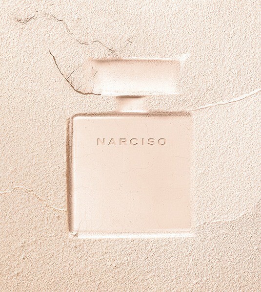 3_Narciso Eau de Parfum Poudree_poster.jpg