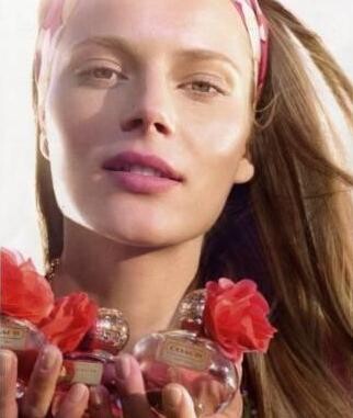 Girl_with_Coach Poppy Blossom.jpg
