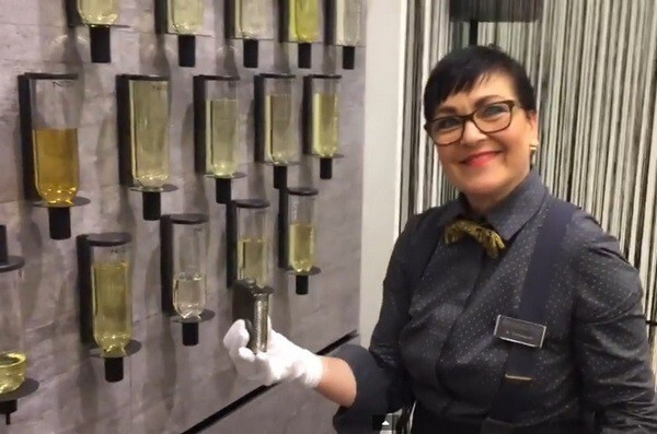 3_Platinum Bar_line.jpg