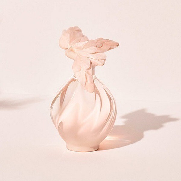 Nina Ricci_L Air du Temps_L Aurore_photo.jpg Nina Ricci_L Air du Temps_L Aurore_photo.jpg