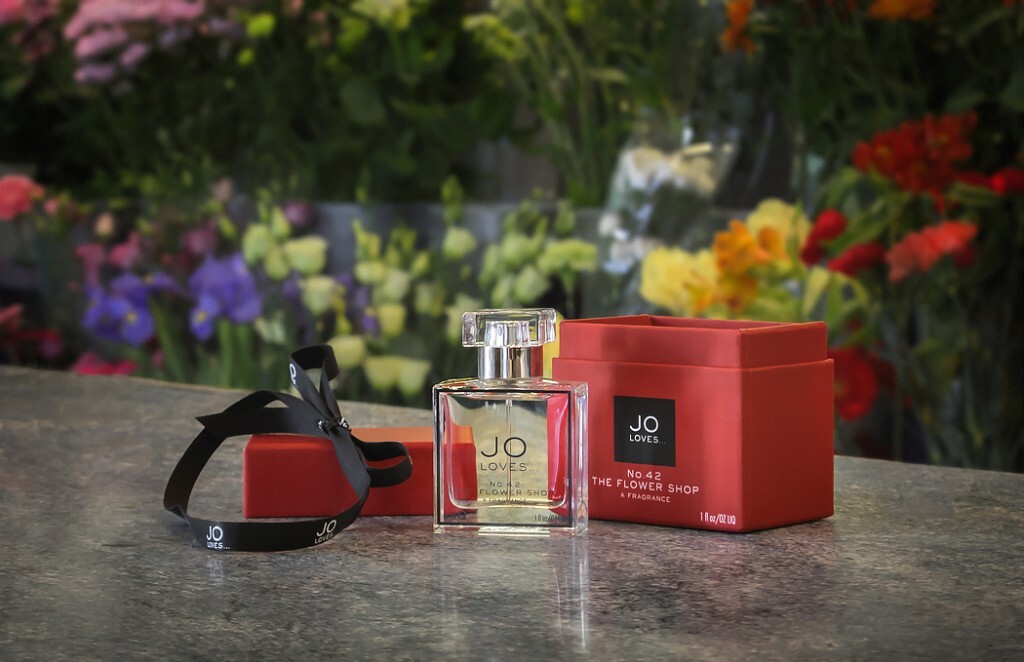 2_Jo Loves_perfume.jpg 2_Jo Loves_perfume.jpg