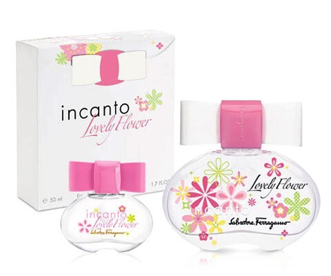 Salvatore Ferragamo Incanto Lovely Flower4.jpg