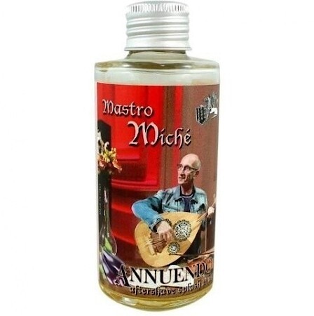 Tcheon Fung Sing Mastro Miché Annuendo