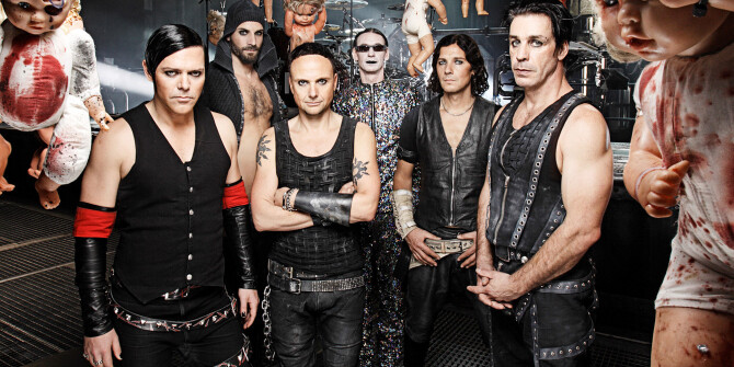 Игра в провокацию: Александр Иллан составил для Rammstein женский аромат Pussy