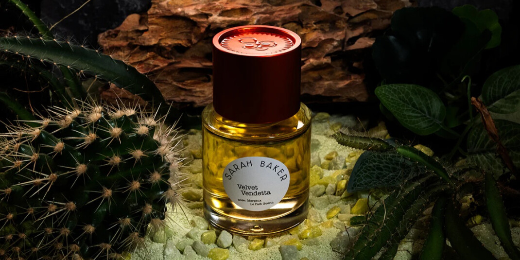 Sarah Baker анонсировали выход нового аромата Velvet Vendetta