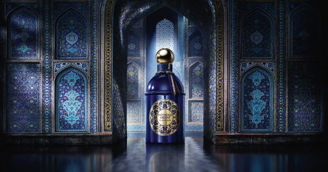 Patchouli Ardent  — уже в России. Его можно купить в бутике Guerlain в ЦУМе